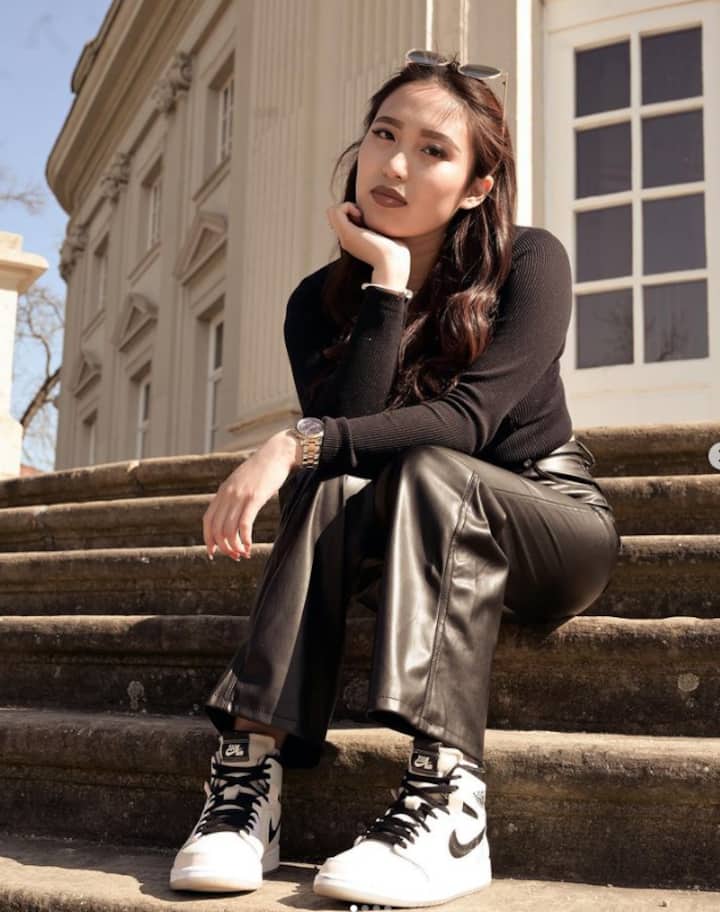 Laura